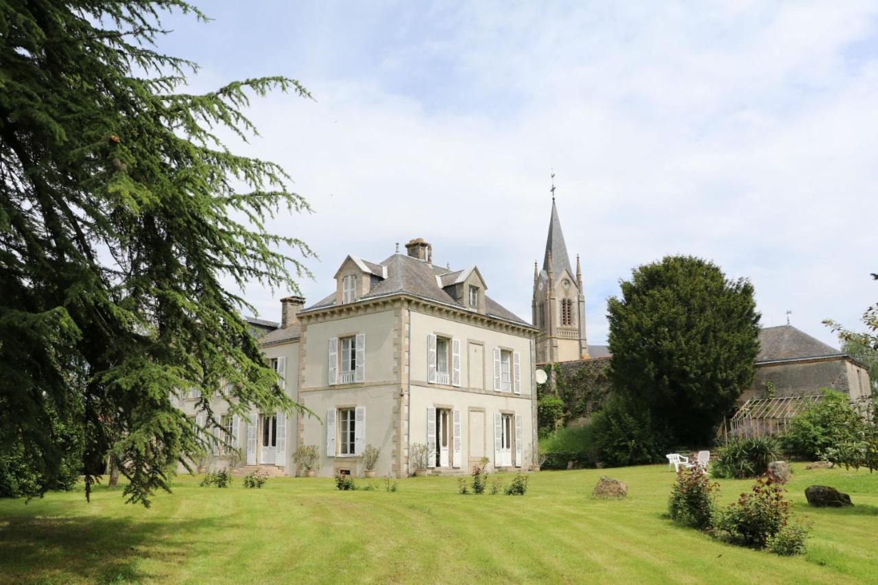Les Hôtes du Prieuré Treize-Vents Exterior foto
